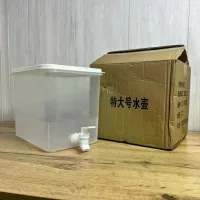 Контейнер-диспенсер для воды, лимонада и сока 2 л 15×22×12 см • Настольный диспенсер для напитков с дозатором для кухни, дома, офиса и дачи
