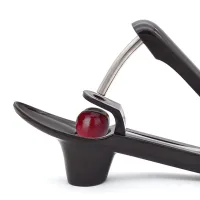 Механический прибор для удаления косточек из вишни Veleka Cherry Pitter · Вишнечистка · Вишнедавка