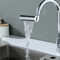 Водозберігальна насадка SHOWER HEAD на кухонний кран з широкою лійкою – розпилювачем та обертанням 360° · 4 режими струменя