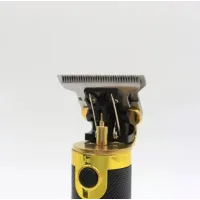 Машинка для стрижки VGR V-082 для волосся та бороди • Акумуляторний тример з USB-зарядкою, насадками 1/2/3 мм і лезами з нержавіючої сталі